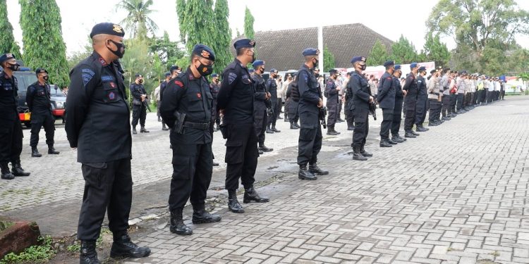 Pilkada Loteng ; Polisi Kerahkan 300 Personel Jaga Rapat Pleno Terbuka KPU