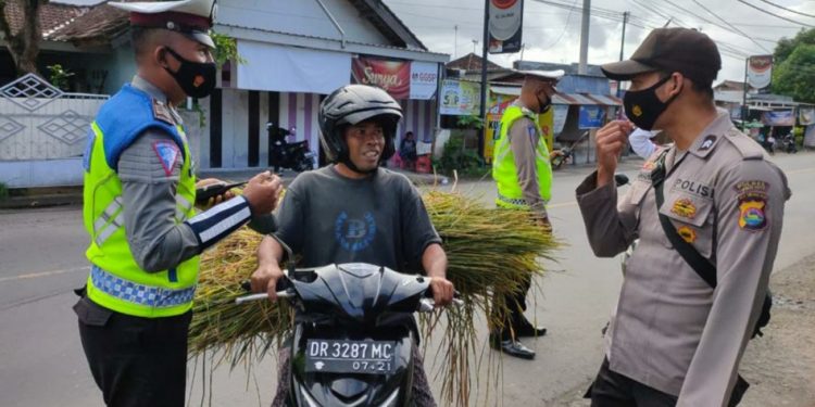 Masuk Senggigi Wajib Patuhi Prokes