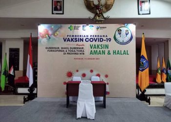 Hari ini Gubernur dan Wakil Gubernur NTB Divaksin