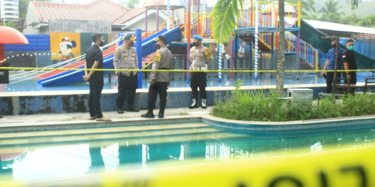 Dua Bocah Tewas Tenggelam di Water Park Cafless Gunung Sari