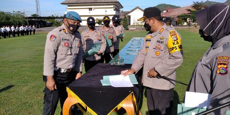 TNI – Polri di KSB Siap Kawal Proses Vaksinasi
