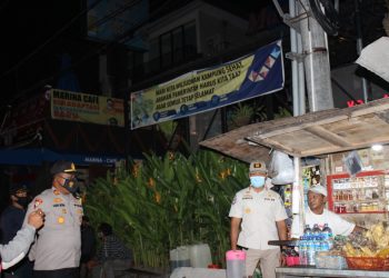 Cegah Corona, Tim Gabungan Lakukan Penyekatan di Batulayar