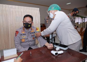 Kapolda NTB Jalani Vaksinasi Covid-19 Kedua
