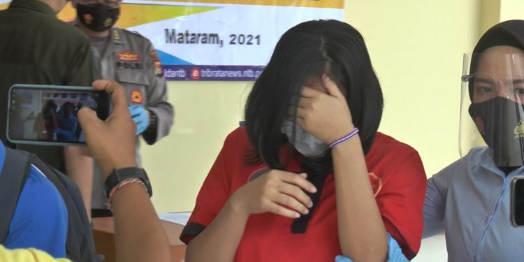 Miris! Ibu Kandung ini Tega Siksa dan Siram Anaknya Dengan Air Panas