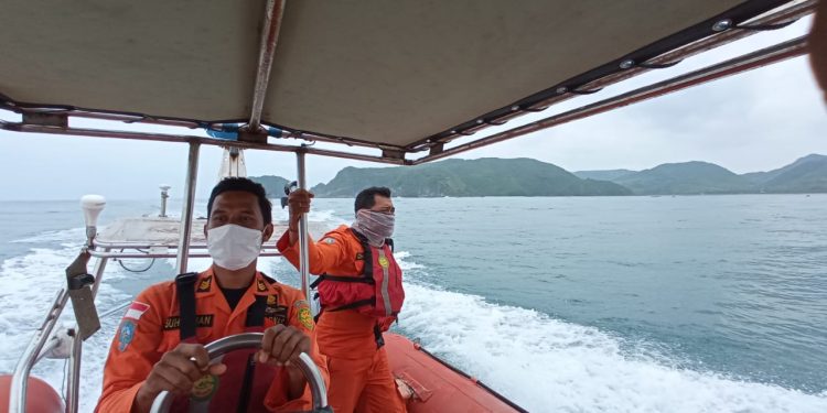 Basarnas Hentikan Pencarian Pemancing yang Tenggelam di Loteng