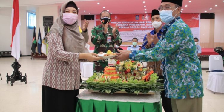 Wakil Gubernur NTB : Pers Garda Terdepan Tangani Covid-19