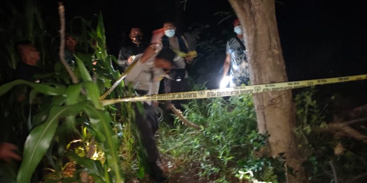 Gadis 13 Tahun Tewas Gantung Diri Usai Cekcok Soal HP dengan Kakaknya