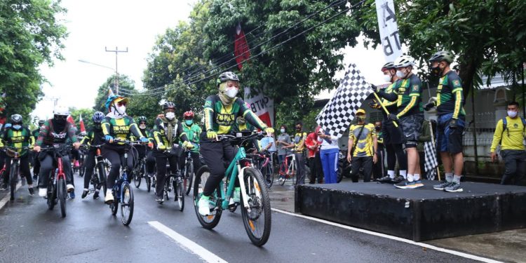 TNI – Polri di NTB Gelar Gowes Sinergi & Bakti Sosial