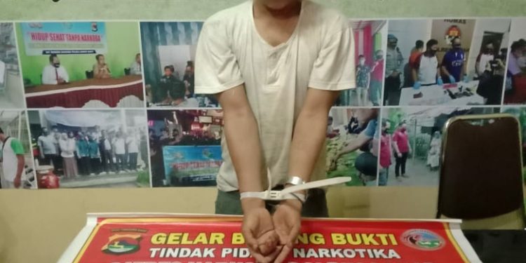 Ditangkap Polisi, Pengedar Sabu ini Miliki Dua Pucuk Senpi Rakitan