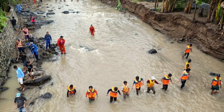 Hari Kedua, Pencarian Mantan Kades Korban Tenggelam Nihil