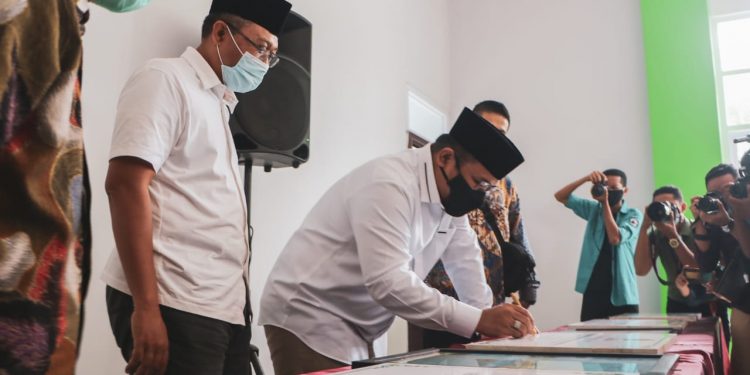 Tiga Gedung Kemenag NTB Diresmikan, Menag Minta Dikelola Maksimal