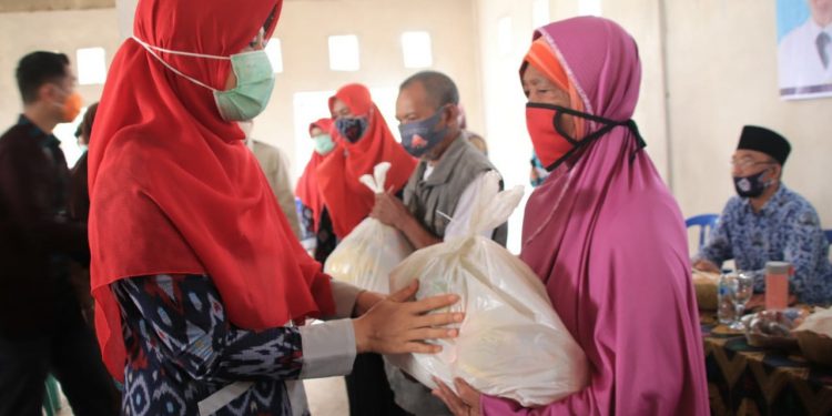 Peduli, Bunda Niken Ingin Vaksinasi Diprioritaskan Untuk Lansia