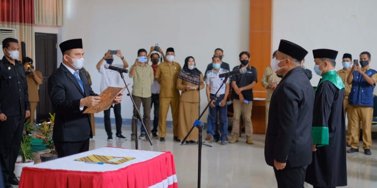 Kasat Pol PP Resmi Dilantik Jadi Penjabat Sekda Dompu