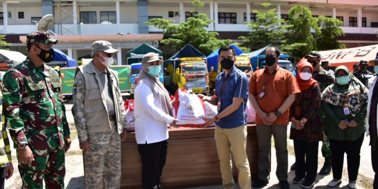 Kirim 13 Ribu Paket Sembako, Presiden Ikut Berbelasungkawa Atas Banjir Bima