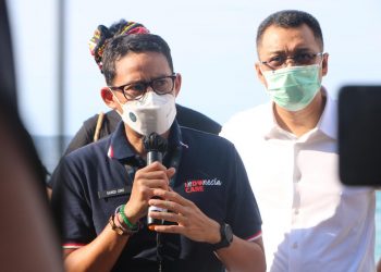 Pastikan Eksistensi Pariwisata, Sandiaga Uno dan Doktor Zul Kunjungi Gili Terawangan