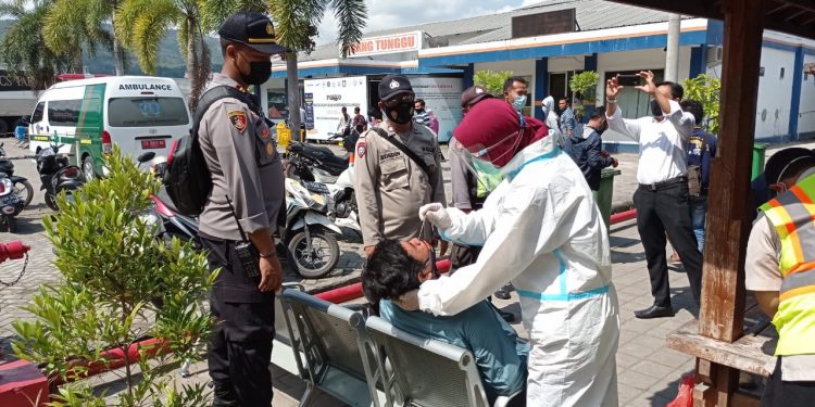 Cegah Covid-19, Pelanggar Prokes Ditindak Tegas, Pelabuhan Dijaga Ketat