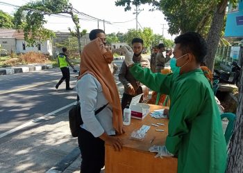 Tekan Penyebaran Corona, TNI-Polri dan Pemda KLU Gelar Swab Antigen di Jalan