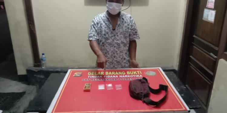 Terduga Pengedar Sabu Asal Sumbawa Barat Ditangkap di Dompu