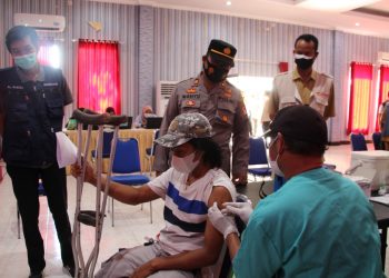 72 Penyandang Disabilitas Jalani Vaksinasi di Polres Lombok Barat