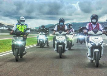 Test Drive di Mandalika Bareng Gubernur, Menhub Budi Karya : Wow, Luar Biasa