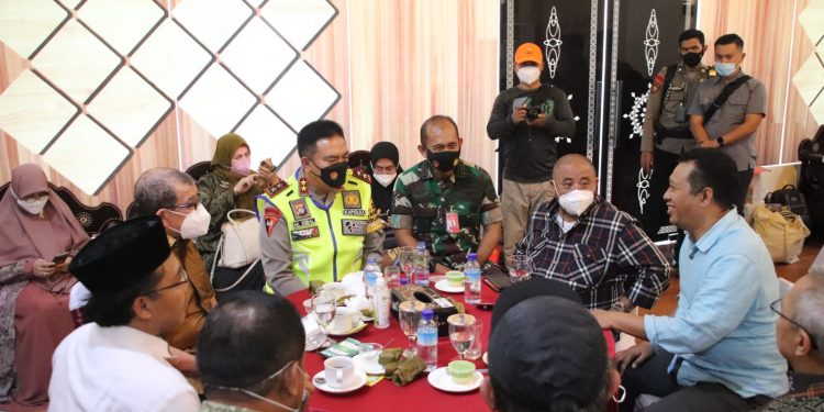Gubernur Upayakan Solusi ini Untuk Petani Bawang di Bima