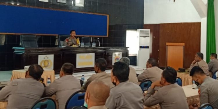 Kapolres Sumbawa Minta Jajaranya Optimalkan Percepatan Vaksinasi