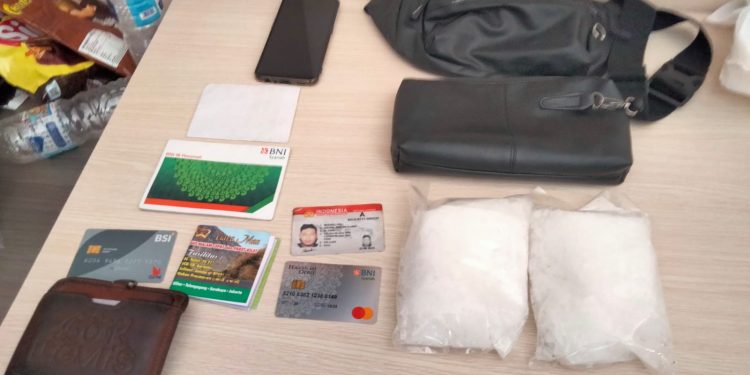 Tangkap Kurir Narkoba Asal Aceh, Polisi Sita 1 Kg Sabu di Hotel Kota Mataram