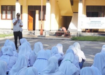 Tingkatkan Pengawasan Partisipatif, Bawaslu Gelar Sosialisasi di SMAN 2 Dompu