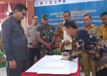 Buka Rakorda Regsosek, Wabup Dompu Ajak OPD, Camat, Kades dan Lurah Dukung Penuh BPS