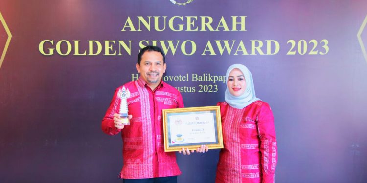 Peduli Olahraga, Bupati Dompu Terima Anugerah Golden Siwo Award 2023