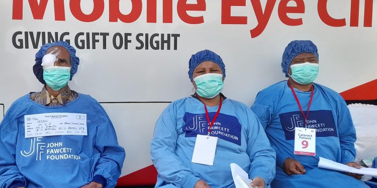 Baksos Kesehatan Mata PT.STM, 65 Penderita Katarak di Hu’u Dioperasi