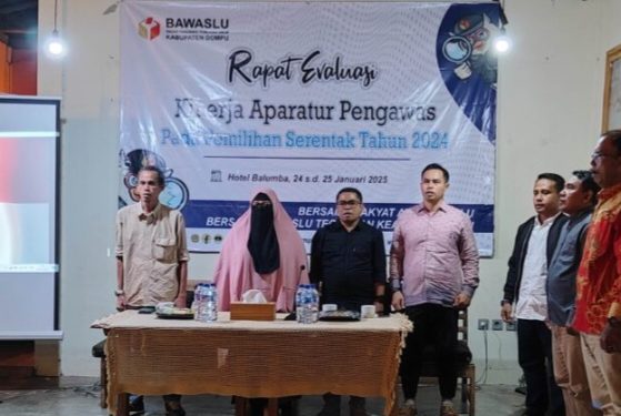 Bawaslu Dompu Evaluasi Kinerja Aparatur Pengawas Pilkada 2024