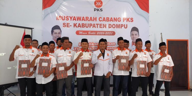 PKS Dompu Lantik Pengurus Baru DPC
